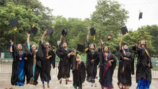 dhaka z h sikder medical college for women